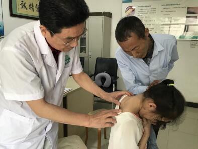 郭家贵主任讲解:白癜风手术效果如何?哪类人群更适合 1.jpg